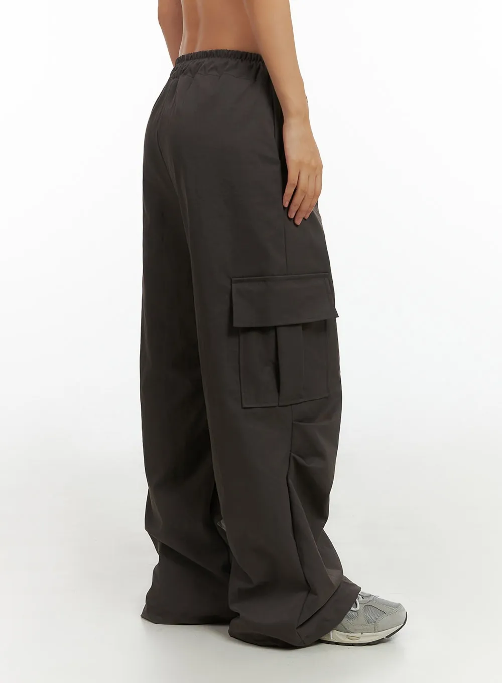 Cargo Pintuck Wide-Leg Pants IS402