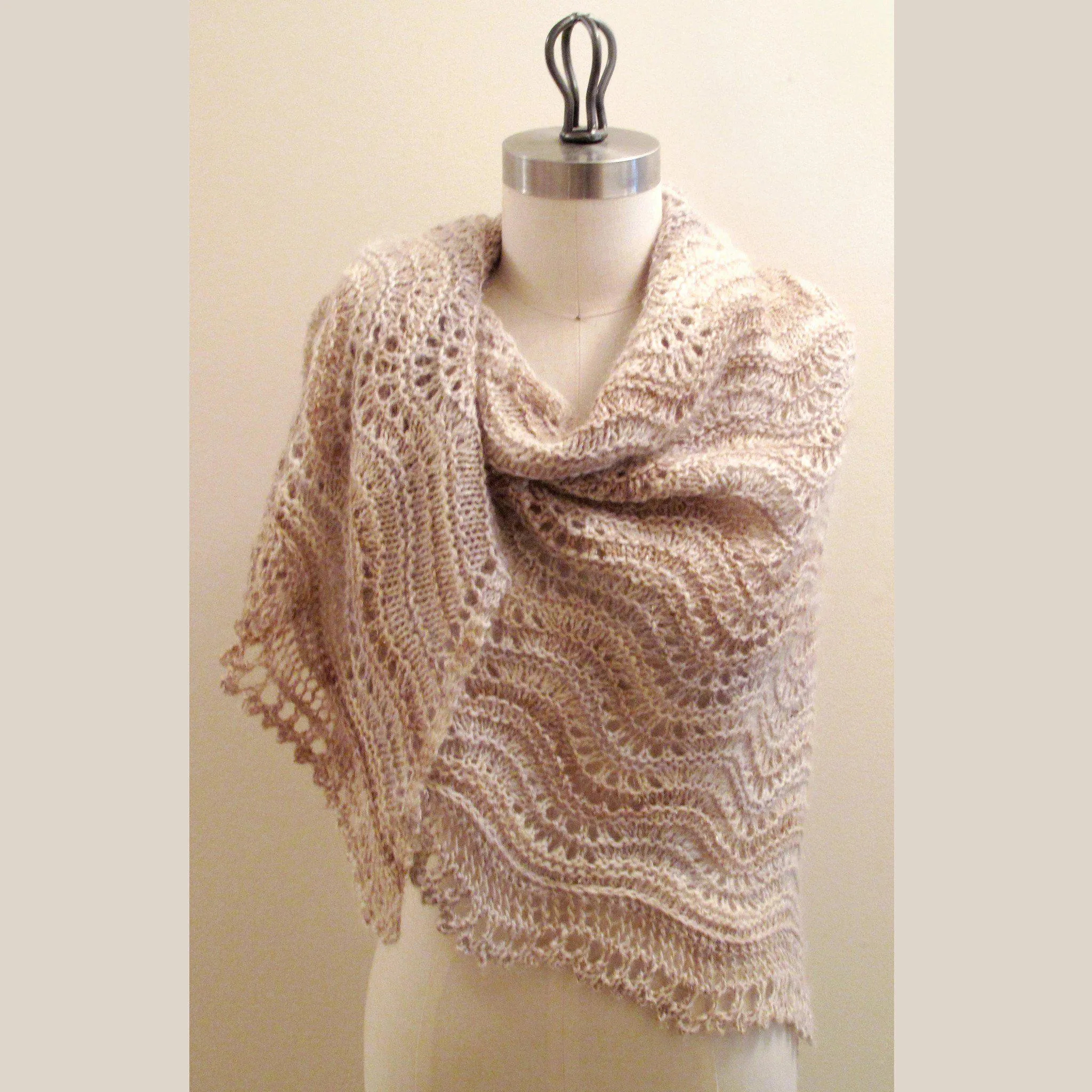 Feathering Shawl {knitting pattern}