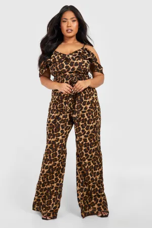 Jumpsuit with cold shoulders plus Boohoo, leopard print