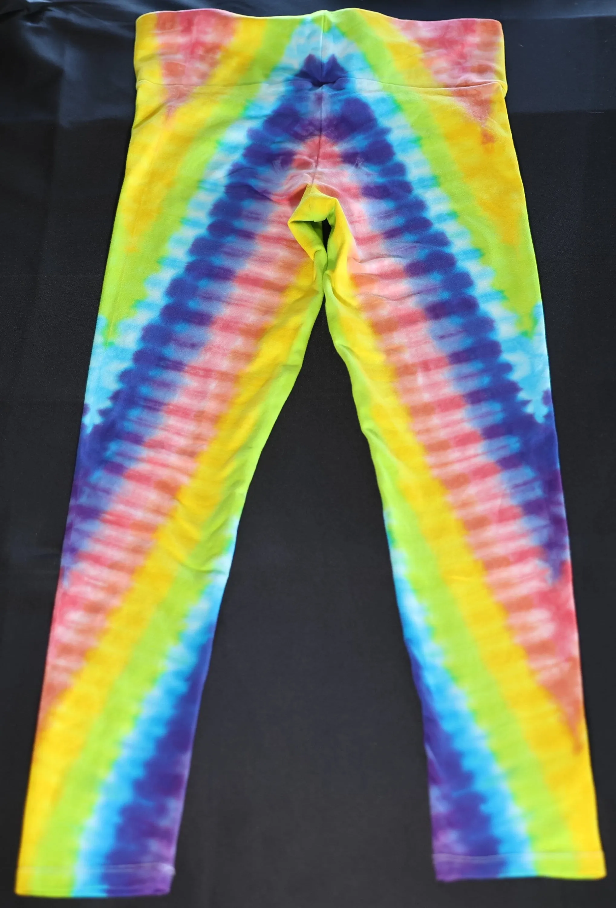 Medium Tie Dye on Wide Waist Band Dancing Robin Firm Fitting, Medium Thickness 92 Cotton 8% Spandex Leggings