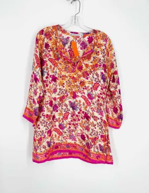 Size XS Wh/Or/Pk Embroidered Floral Designer Top-3/4 Sleeve