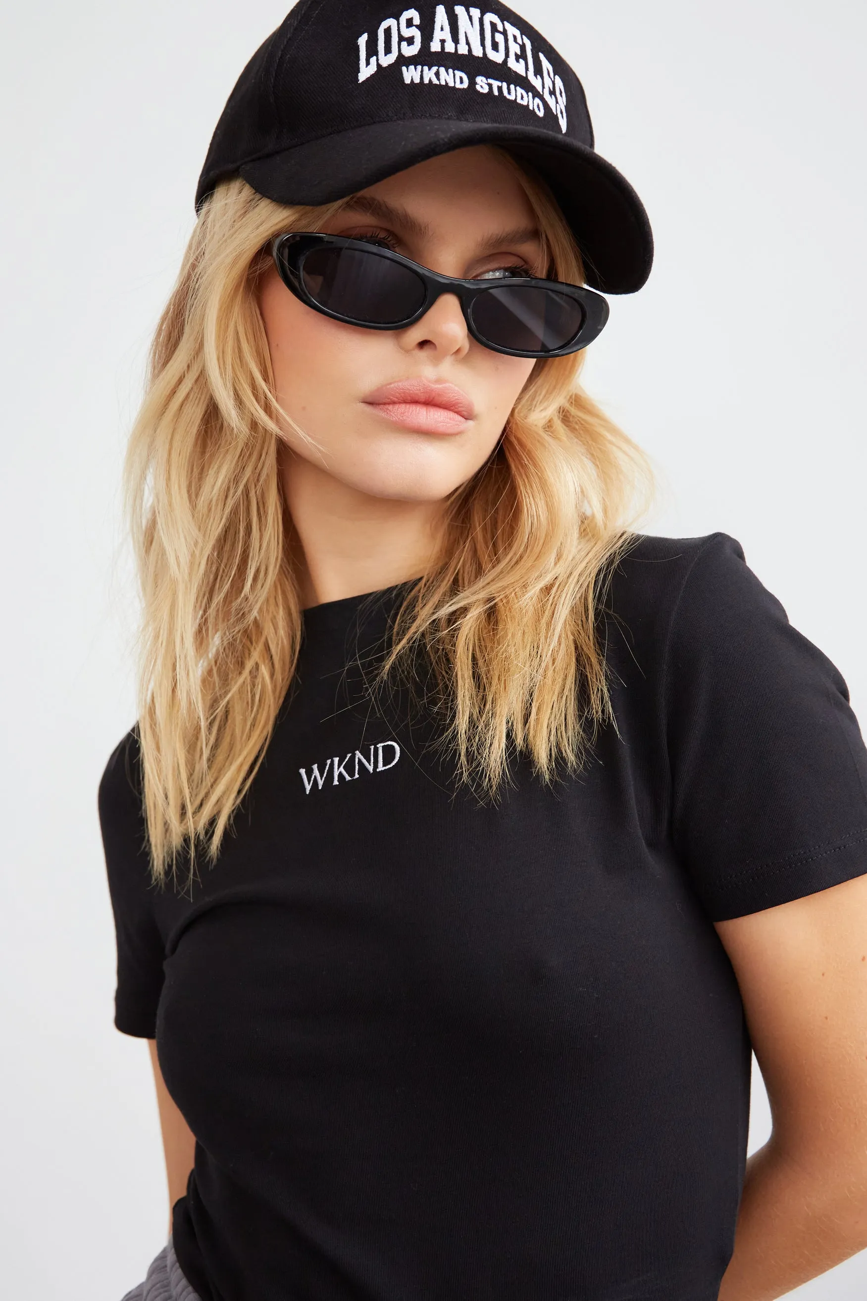 WKND EMBROIDERED COTTON FITTED T-SHIRT